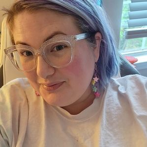 Meet your Posher, Pearl